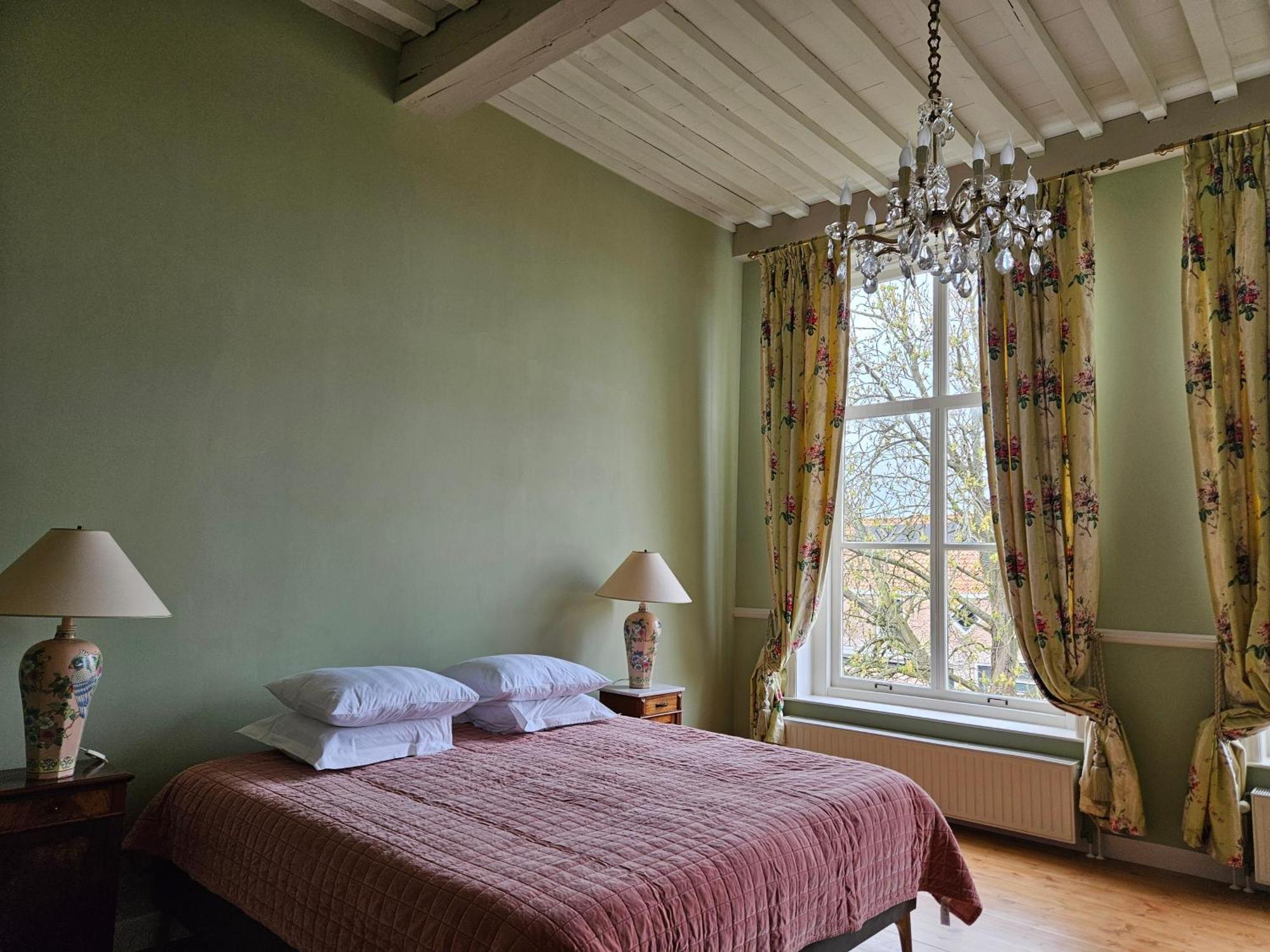B&B Monumentaal Logeren Zierikzee Exterior photo